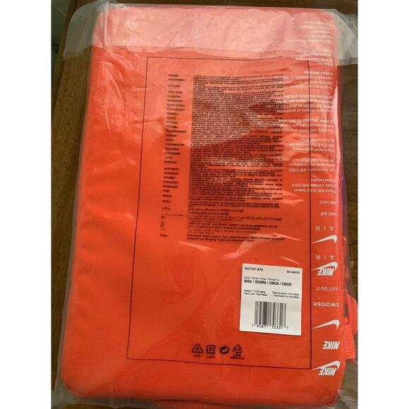 Nike Crossbody Shoe Box Bag (12L) Orange/White One Size - Picture 4 of 7